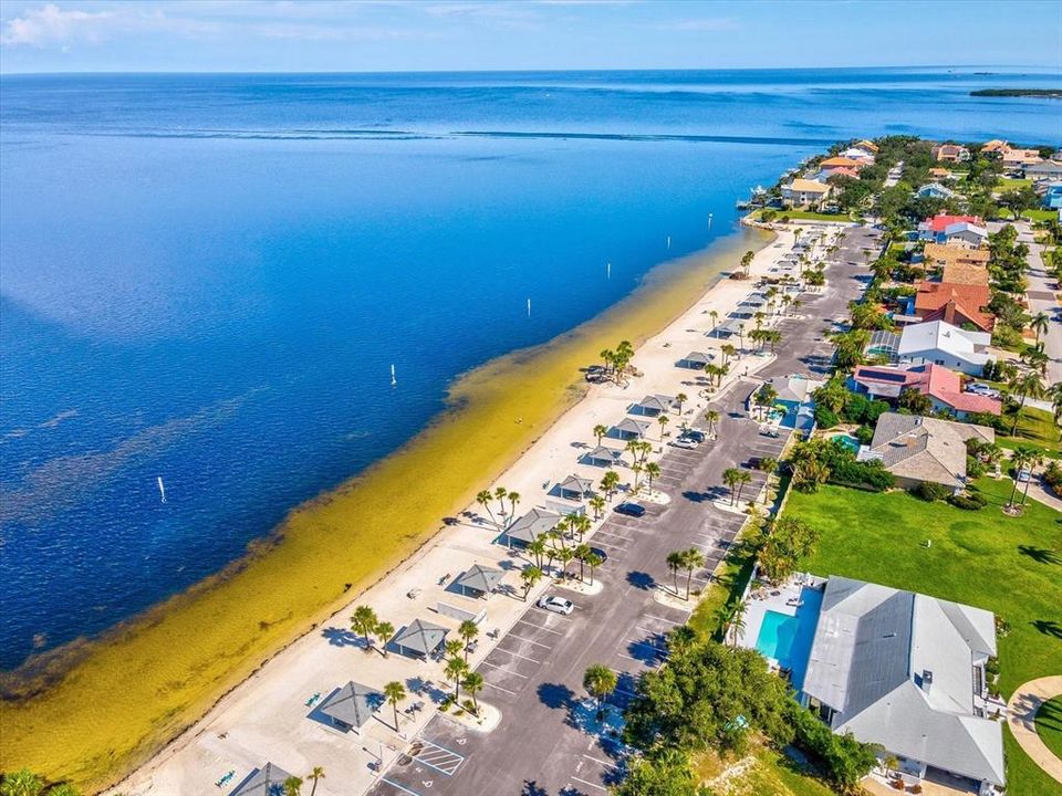 На продажу: $549,900 (2 спален, 2 ванн, 1284 Квадратных фут)