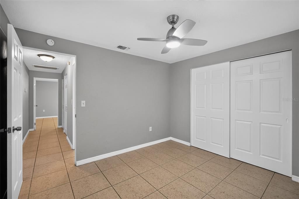 Activo con contrato: $325,000 (2 camas, 2 baños, 1250 Pies cuadrados)