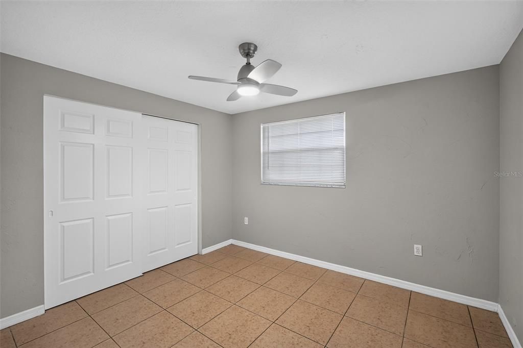 Activo con contrato: $325,000 (2 camas, 2 baños, 1250 Pies cuadrados)