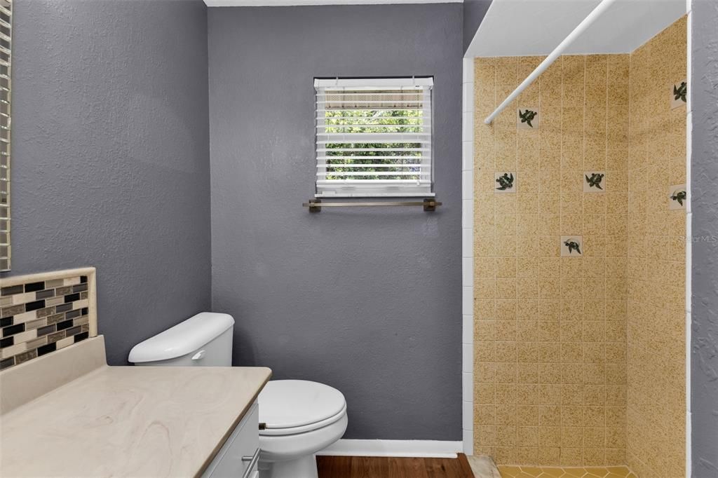 На продажу: $199,000 (3 спален, 2 ванн, 1466 Квадратных фут)