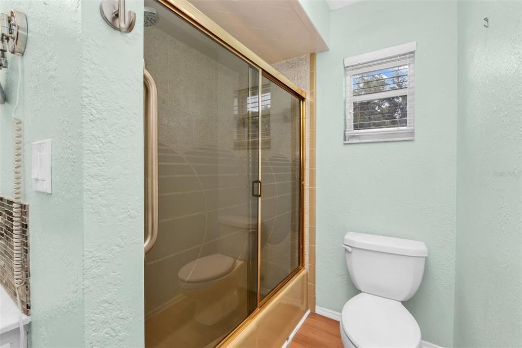 На продажу: $199,000 (3 спален, 2 ванн, 1466 Квадратных фут)