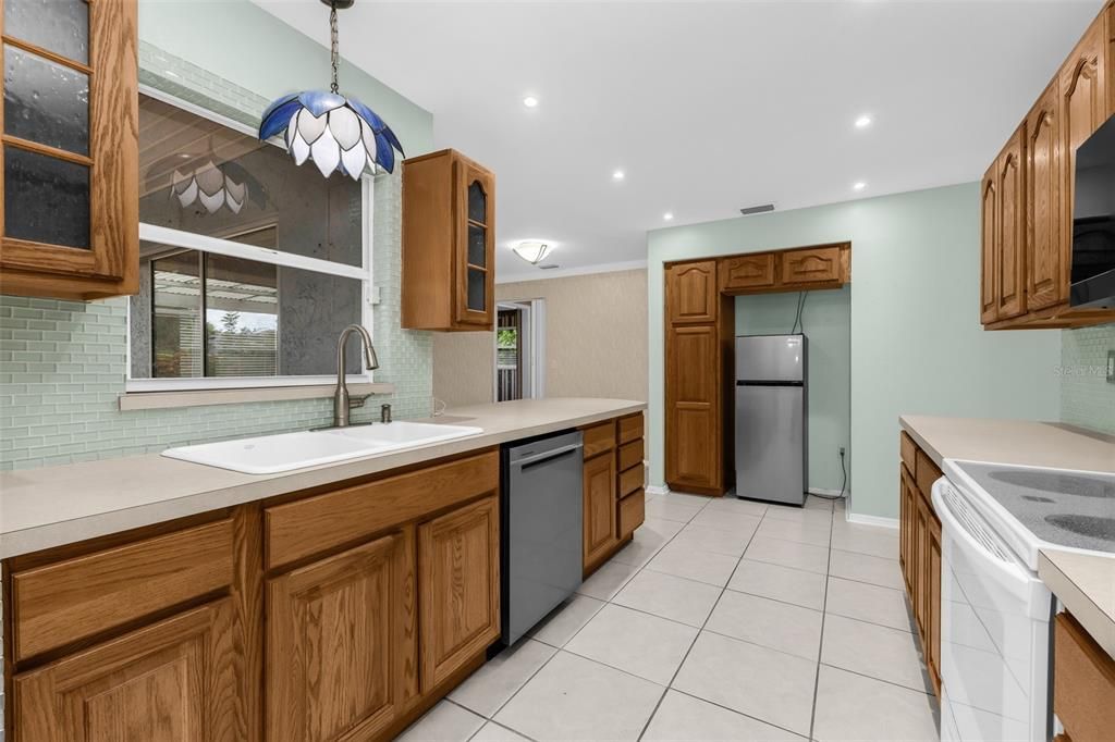На продажу: $199,000 (3 спален, 2 ванн, 1466 Квадратных фут)