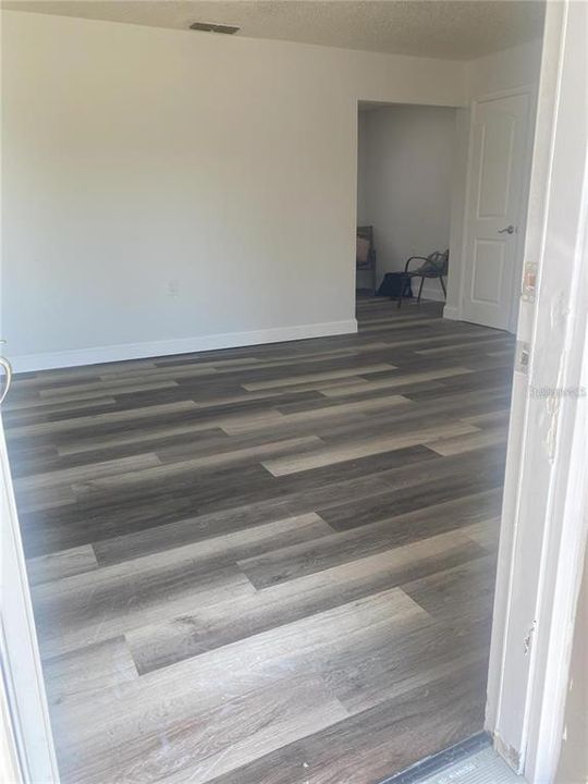 В аренду: $1,600 (3 спален, 1 ванн, 1061 Квадратных фут)