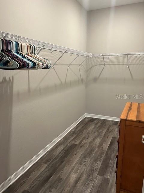 Active With Contract: $2,100 (2 beds, 2 baths, 1469 Square Feet)