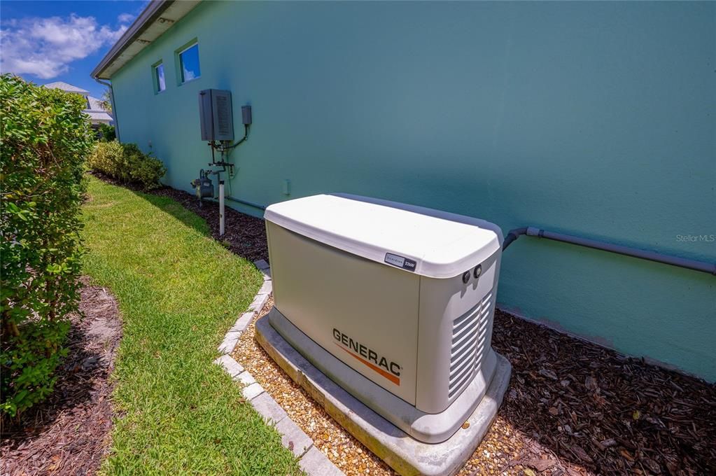 На продажу: $509,900 (2 спален, 2 ванн, 1681 Квадратных фут)
