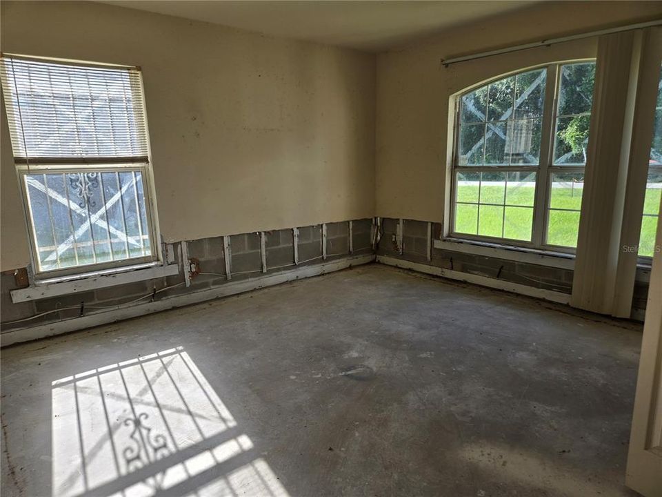 На продажу: $159,900 (3 спален, 2 ванн, 1768 Квадратных фут)