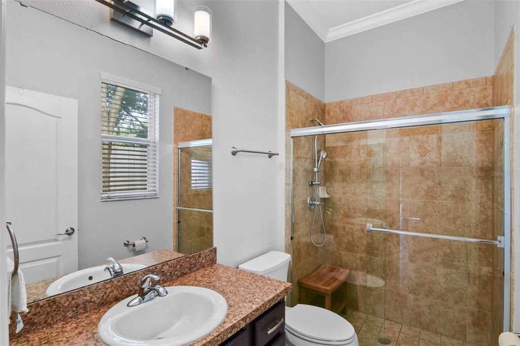 В аренду: $3,900 (5 спален, 3 ванн, 3485 Квадратных фут)