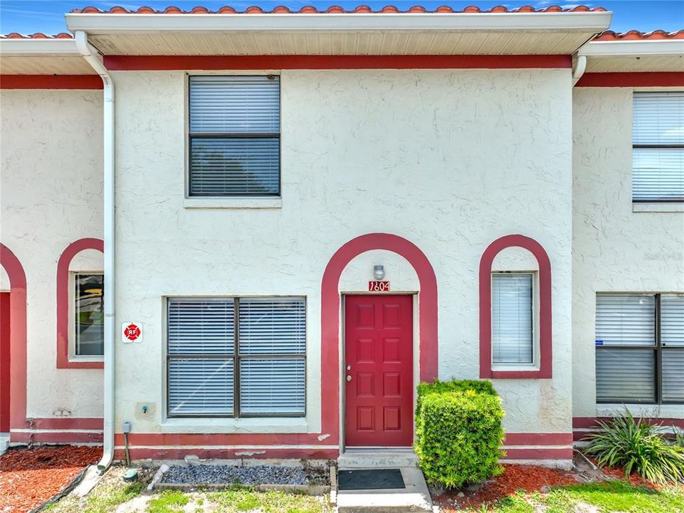 For Rent: $1,595 (2 beds, 2 baths, 1104 Square Feet)