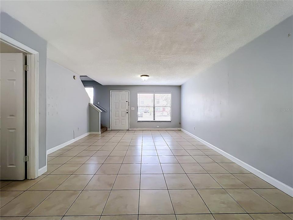 For Rent: $1,595 (2 beds, 2 baths, 1104 Square Feet)