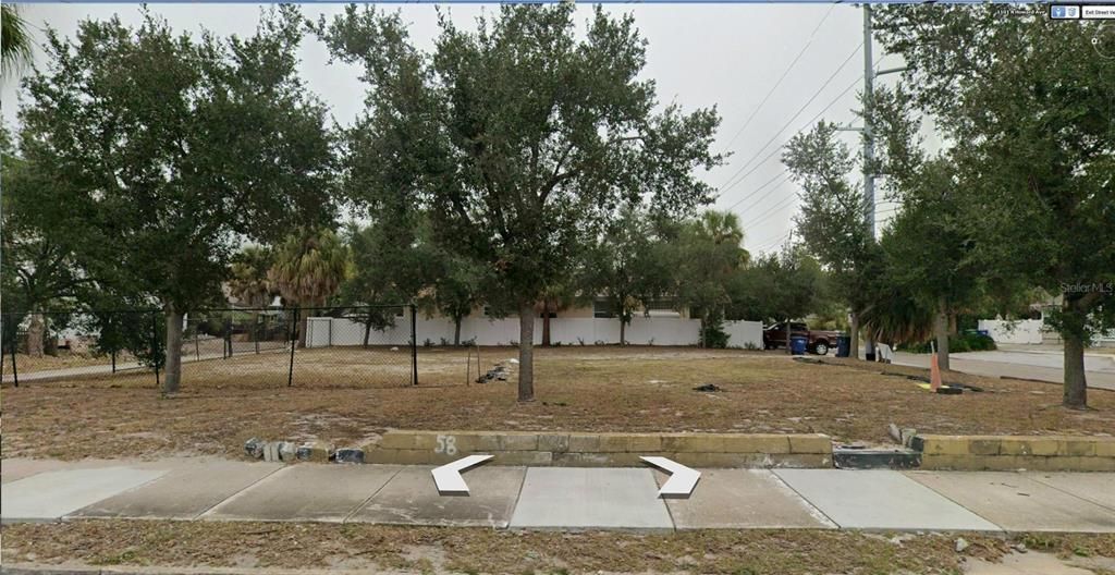 En Venta: $799,000 (0.23 acres)