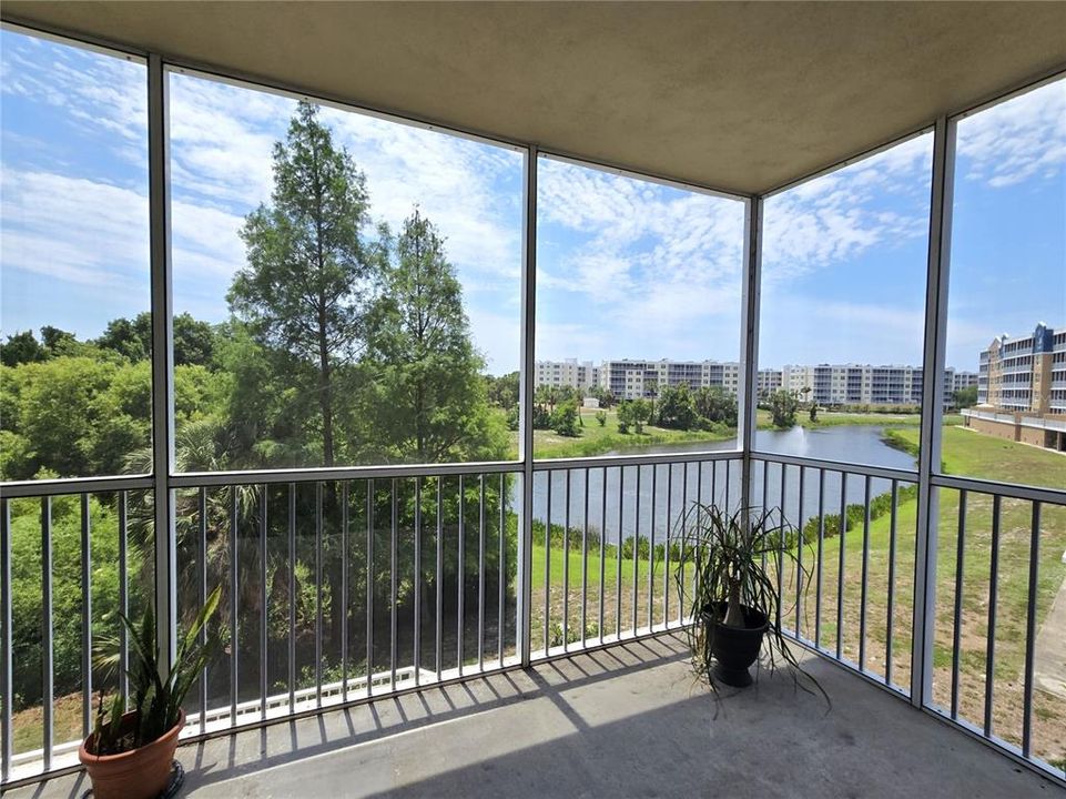 For Sale: $499,000 (3 beds, 2 baths, 1836 Square Feet)