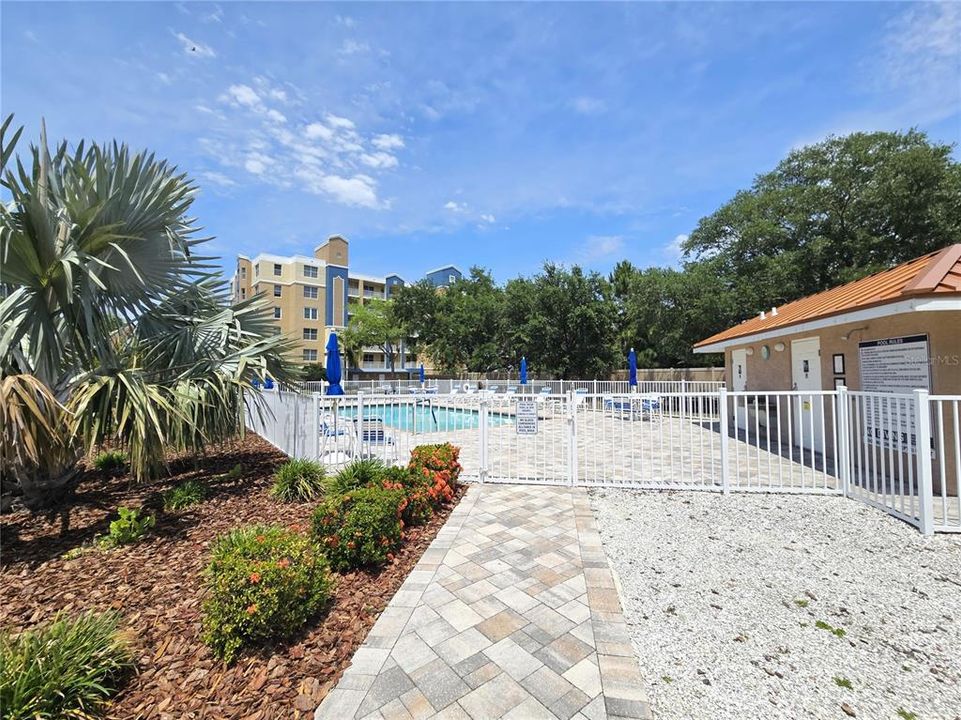 For Sale: $499,000 (3 beds, 2 baths, 1836 Square Feet)