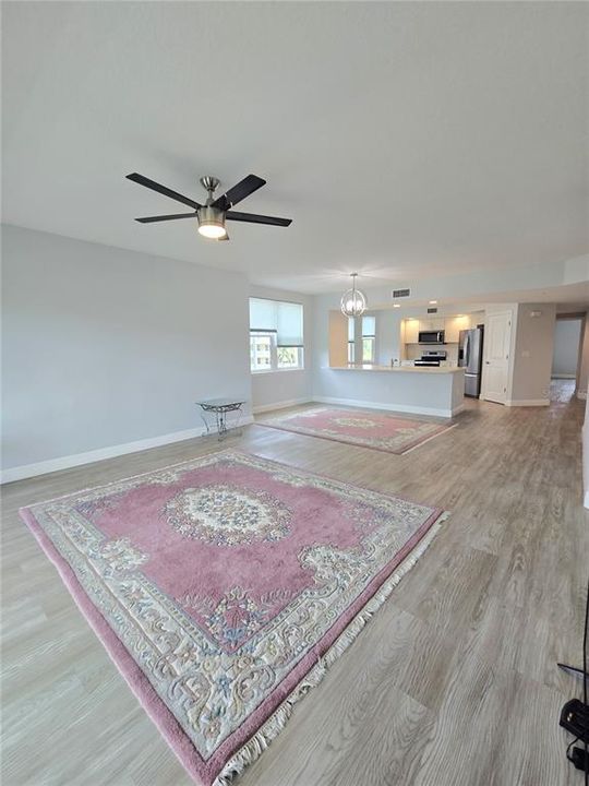 For Sale: $499,000 (3 beds, 2 baths, 1836 Square Feet)
