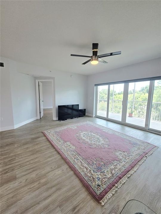 For Sale: $499,000 (3 beds, 2 baths, 1836 Square Feet)