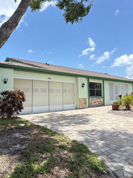 Activo con contrato: $95,000 (2 camas, 2 baños, 1516 Pies cuadrados)