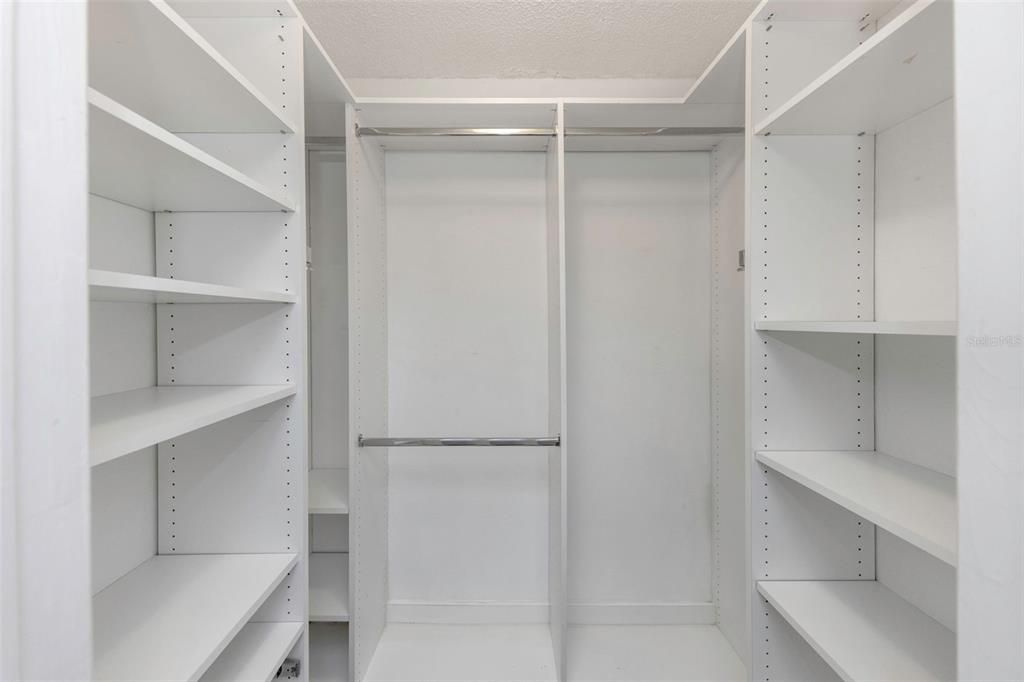В аренду: $1,999 (2 спален, 2 ванн, 903 Квадратных фут)