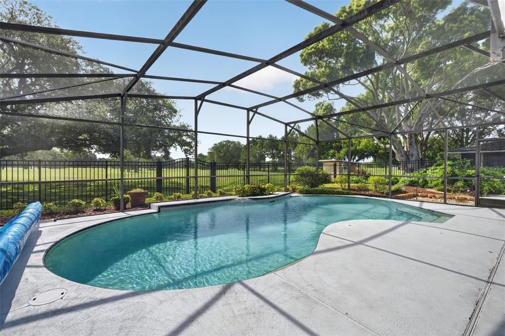 For Sale: $820,000 (4 beds, 3 baths, 2366 Square Feet)