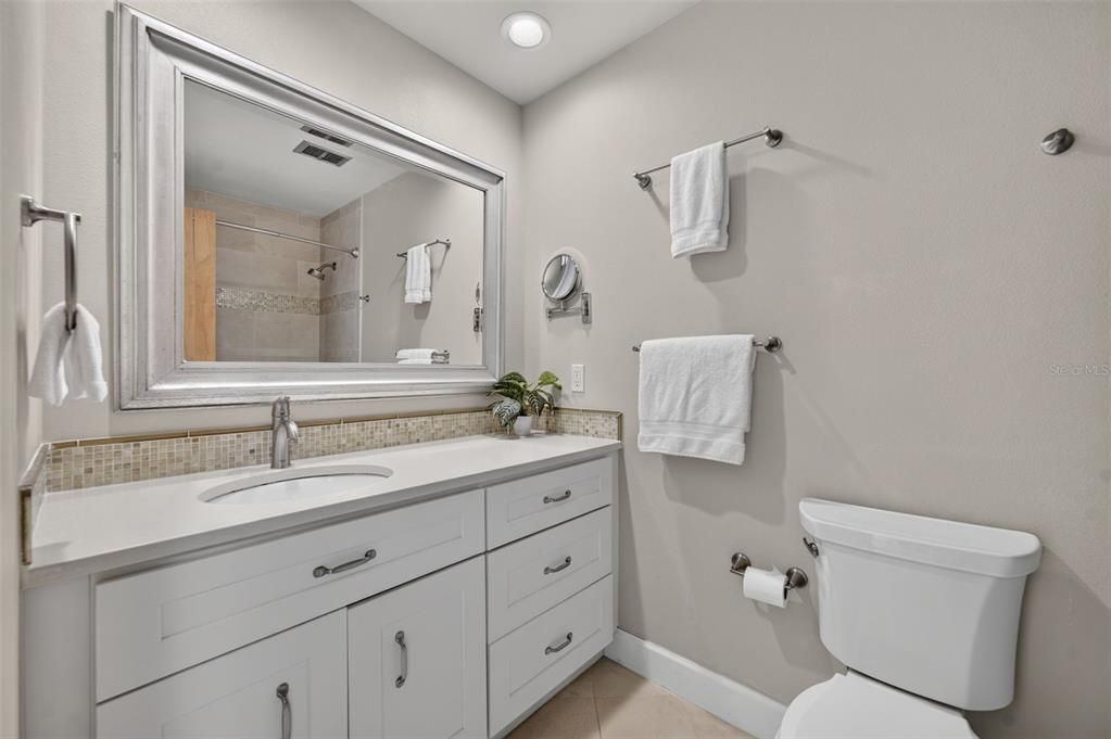 For Sale: $820,000 (4 beds, 3 baths, 2366 Square Feet)