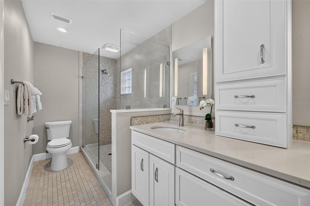 For Sale: $820,000 (4 beds, 3 baths, 2366 Square Feet)