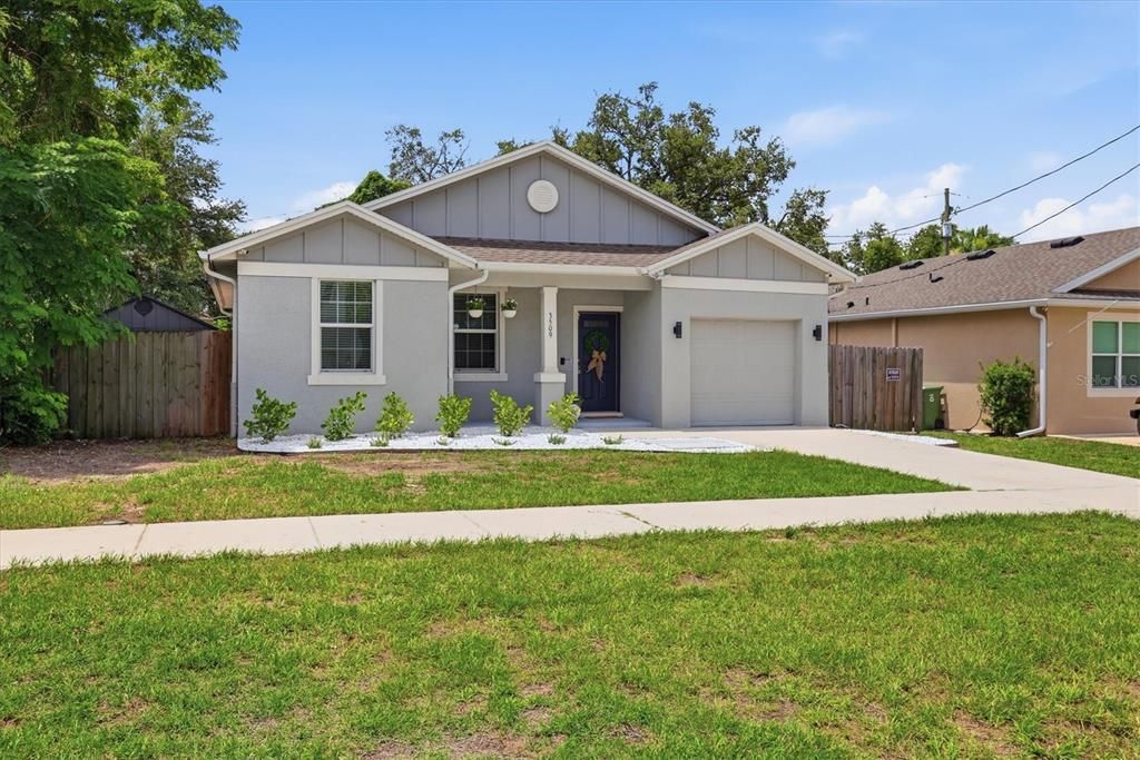 En Venta: $394,999 (3 camas, 2 baños, 1242 Pies cuadrados)