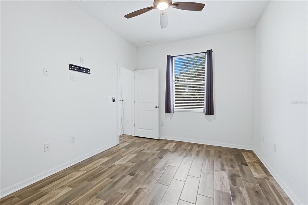 En Venta: $394,999 (3 camas, 2 baños, 1242 Pies cuadrados)