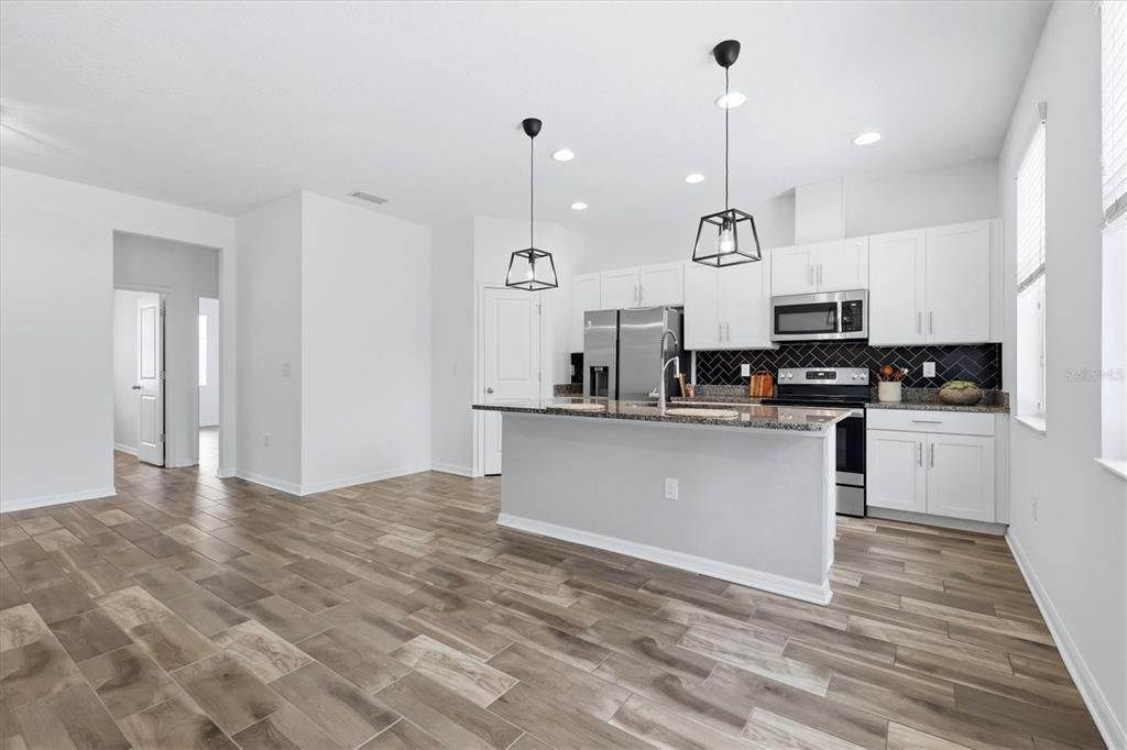 En Venta: $394,999 (3 camas, 2 baños, 1242 Pies cuadrados)