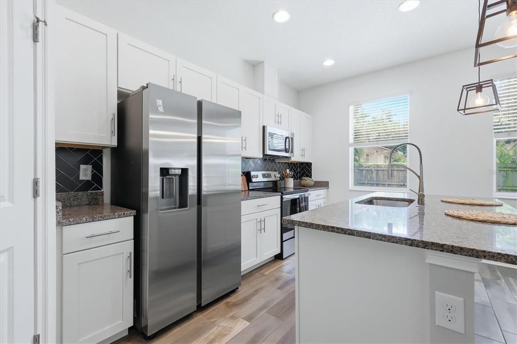 En Venta: $394,999 (3 camas, 2 baños, 1242 Pies cuadrados)