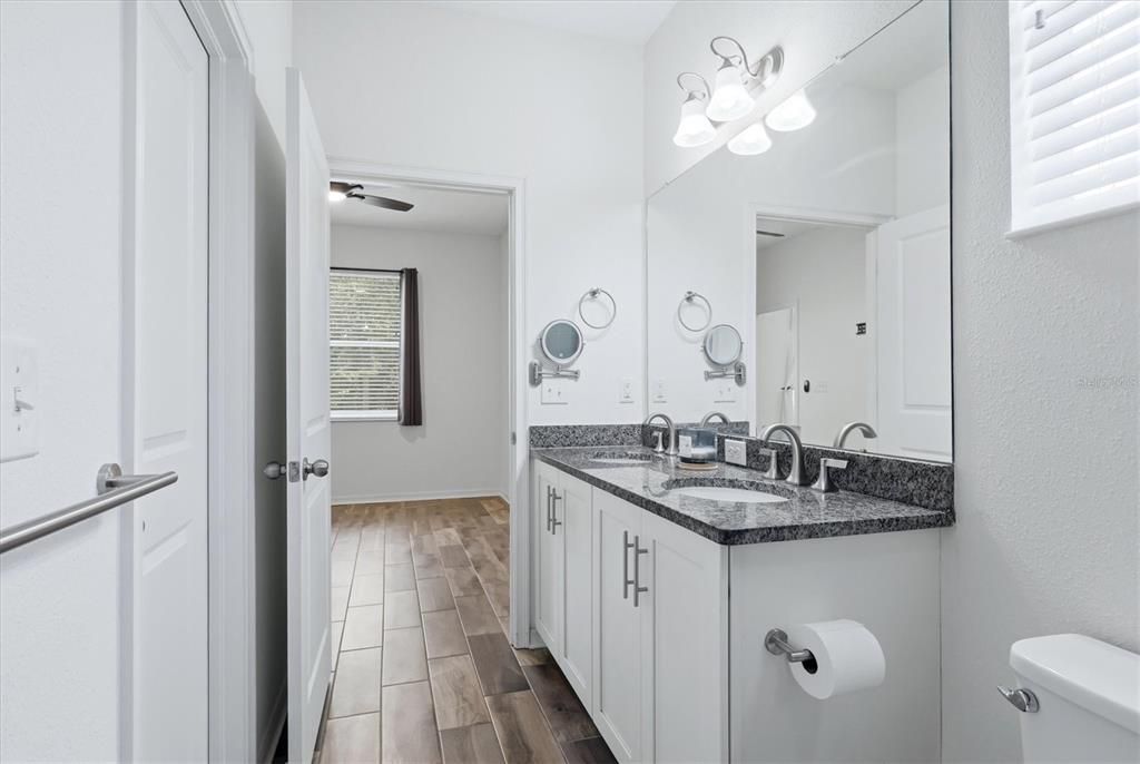 En Venta: $394,999 (3 camas, 2 baños, 1242 Pies cuadrados)