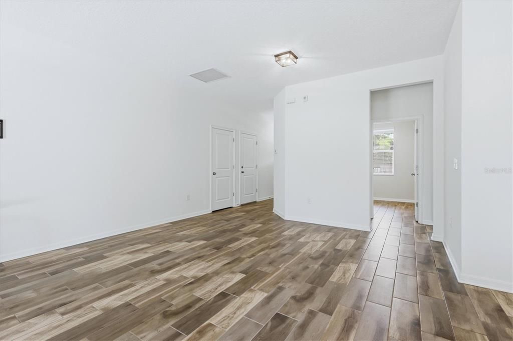 En Venta: $394,999 (3 camas, 2 baños, 1242 Pies cuadrados)