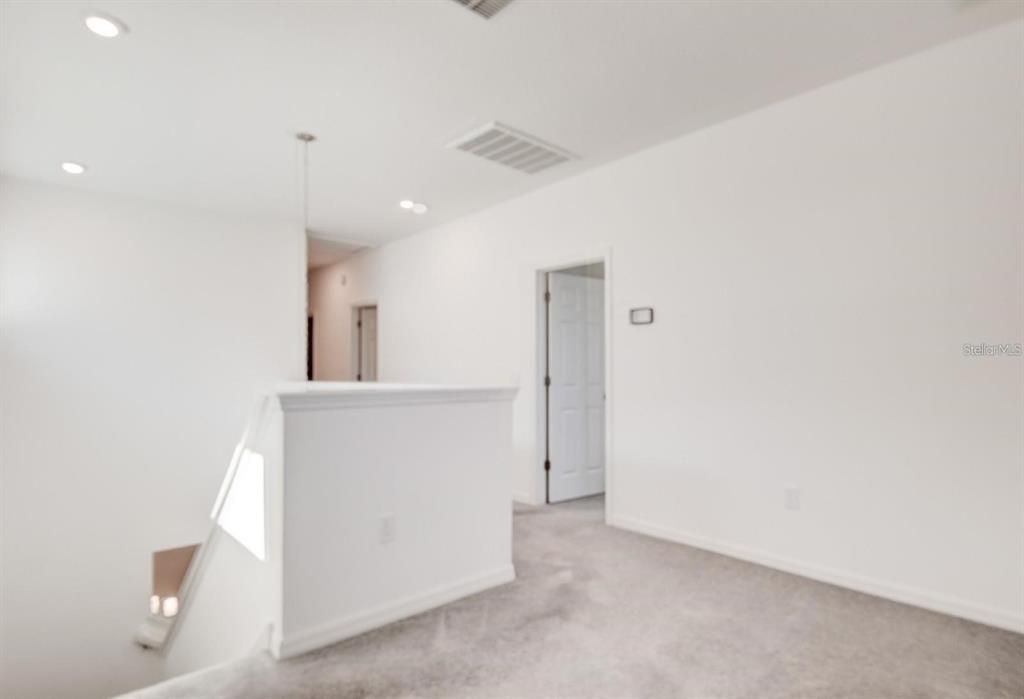 В аренду: $3,200 (4 спален, 2 ванн, 2078 Квадратных фут)