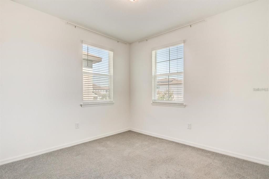 В аренду: $3,200 (4 спален, 2 ванн, 2078 Квадратных фут)