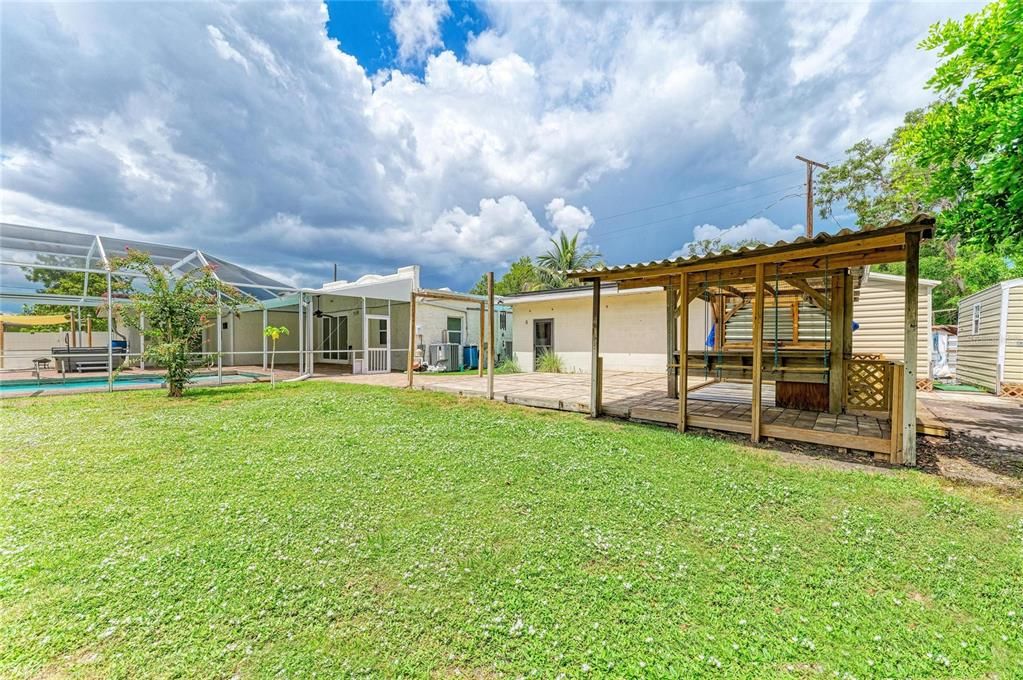 На продажу: $900,000 (3 спален, 2 ванн, 2399 Квадратных фут)