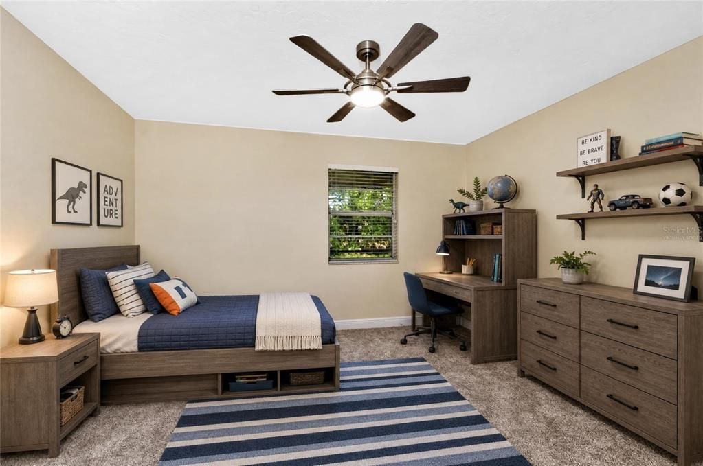 For Sale: $134,900 (2 beds, 2 baths, 918 Square Feet)