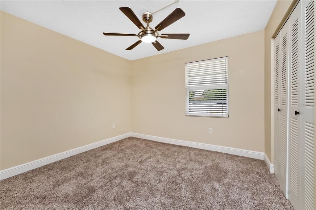 For Sale: $134,900 (2 beds, 2 baths, 918 Square Feet)