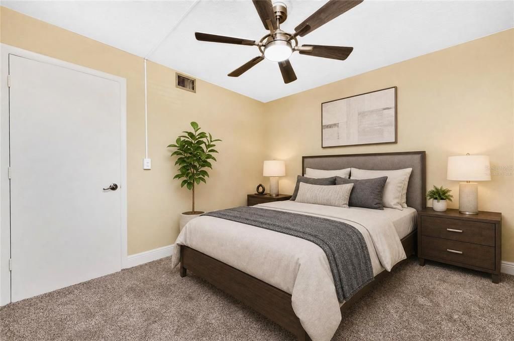 For Sale: $134,900 (2 beds, 2 baths, 918 Square Feet)