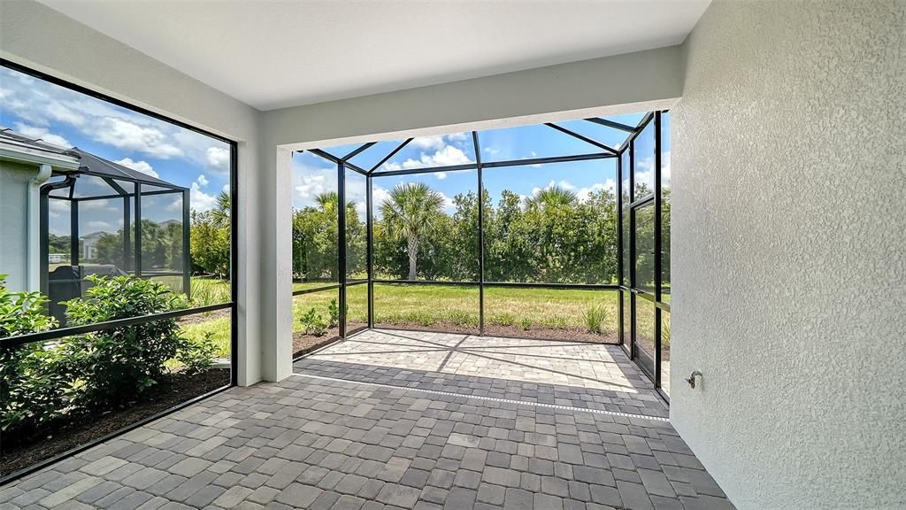 For Sale: $429,990 (2 beds, 2 baths, 1530 Square Feet)