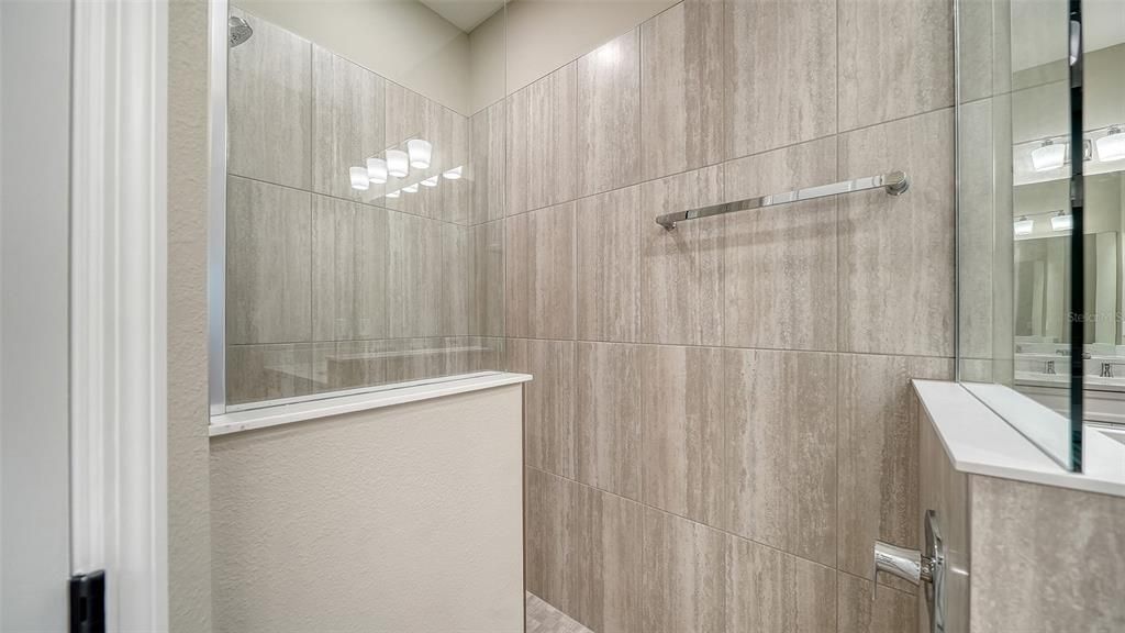 For Sale: $429,990 (2 beds, 2 baths, 1530 Square Feet)