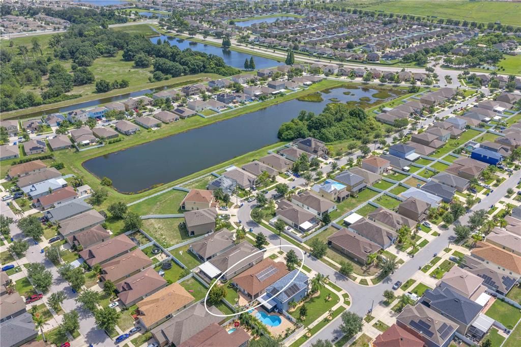 На продажу: $339,900 (3 спален, 2 ванн, 2082 Квадратных фут)