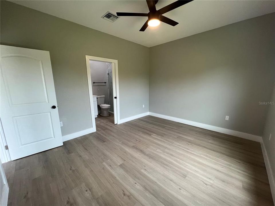 В аренду: $1,650 (3 спален, 2 ванн, 1192 Квадратных фут)