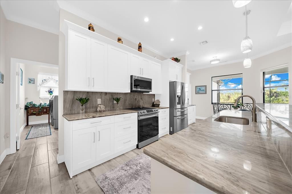 На продажу: $629,900 (3 спален, 2 ванн, 2105 Квадратных фут)