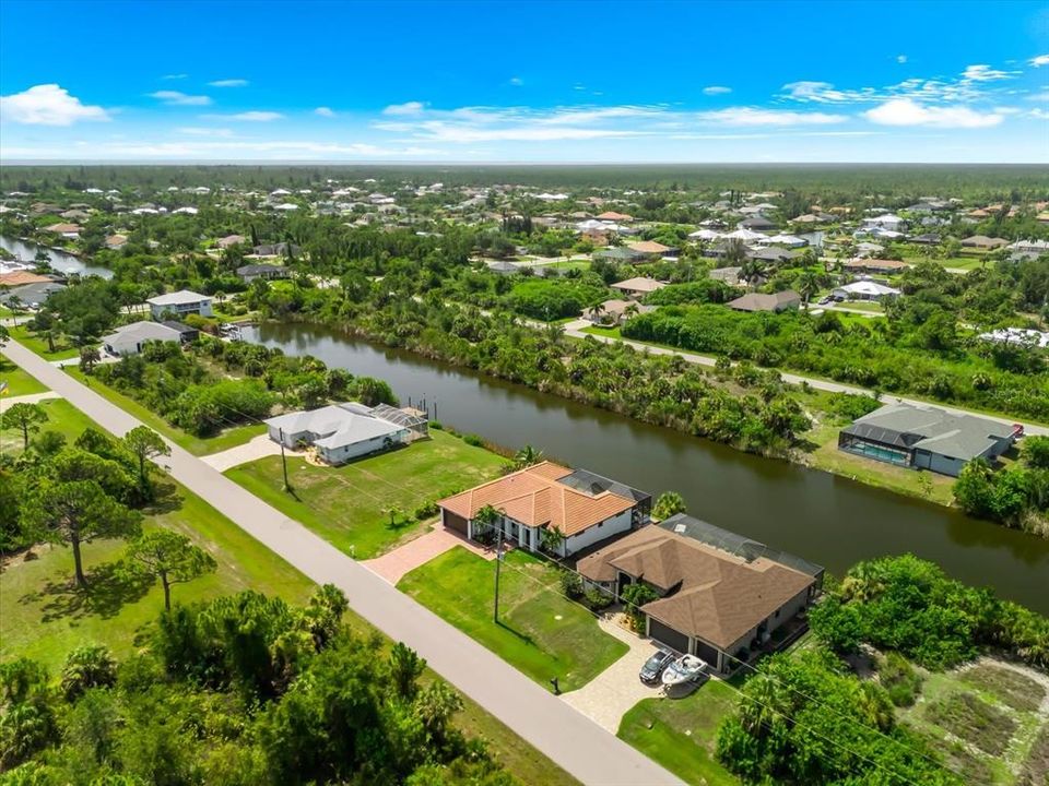 На продажу: $629,900 (3 спален, 2 ванн, 2105 Квадратных фут)