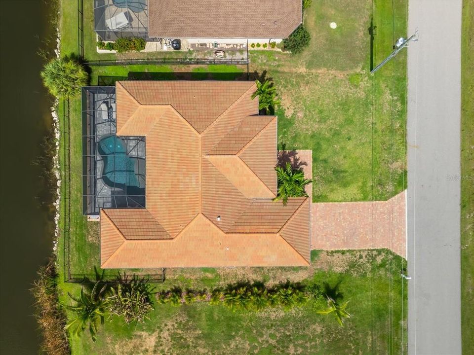 На продажу: $629,900 (3 спален, 2 ванн, 2105 Квадратных фут)