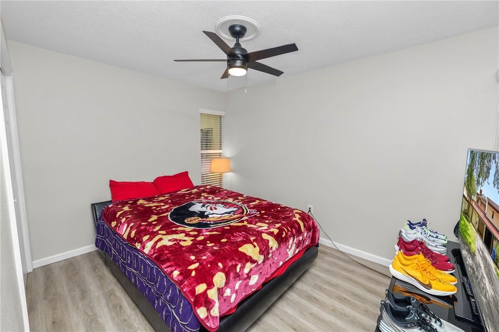 For Sale: $265,000 (2 beds, 2 baths, 1750 Square Feet)