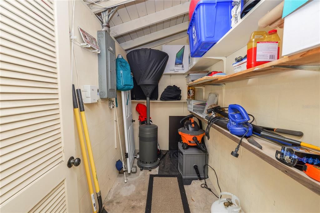 For Sale: $265,000 (2 beds, 2 baths, 1750 Square Feet)