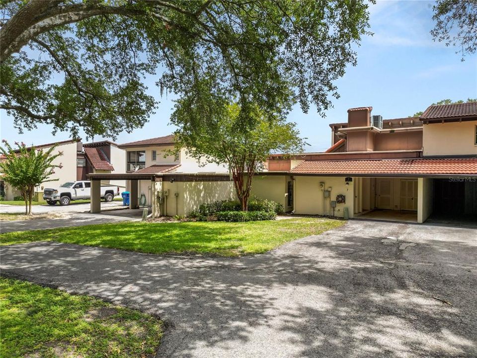 For Sale: $265,000 (2 beds, 2 baths, 1750 Square Feet)