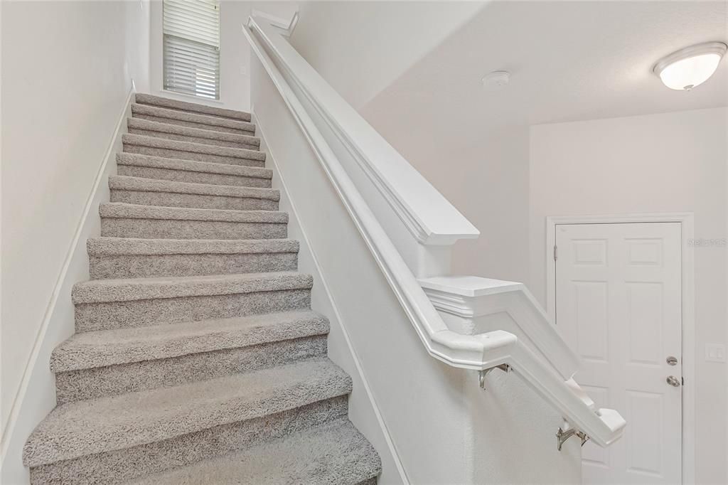 En Venta: $490,000 (4 camas, 2 baños, 2365 Pies cuadrados)
