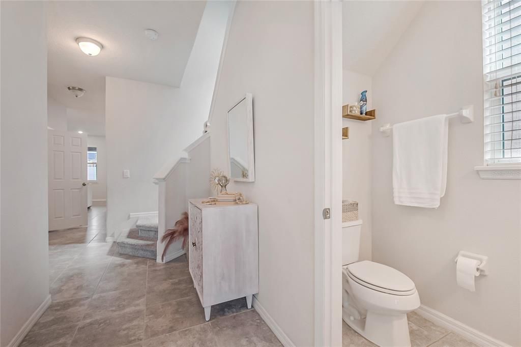 En Venta: $490,000 (4 camas, 2 baños, 2365 Pies cuadrados)