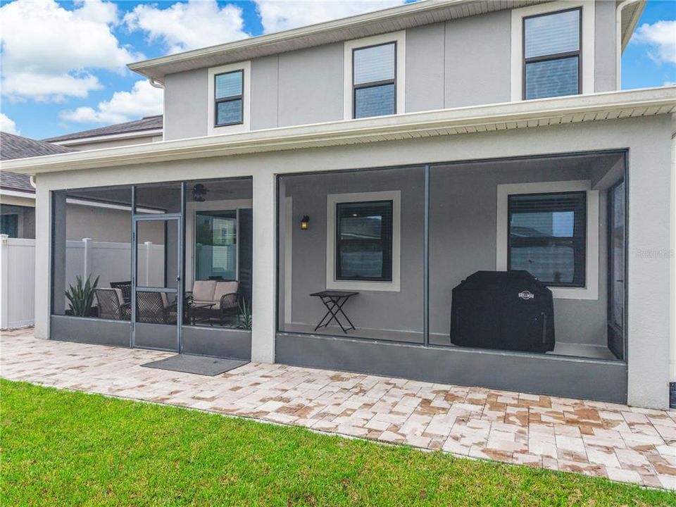 En Venta: $490,000 (4 camas, 2 baños, 2365 Pies cuadrados)