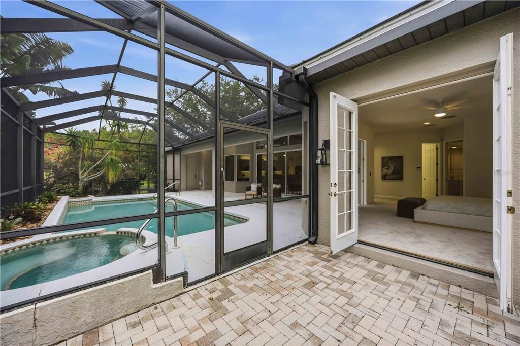 En Venta: $739,900 (3 camas, 3 baños, 2622 Pies cuadrados)