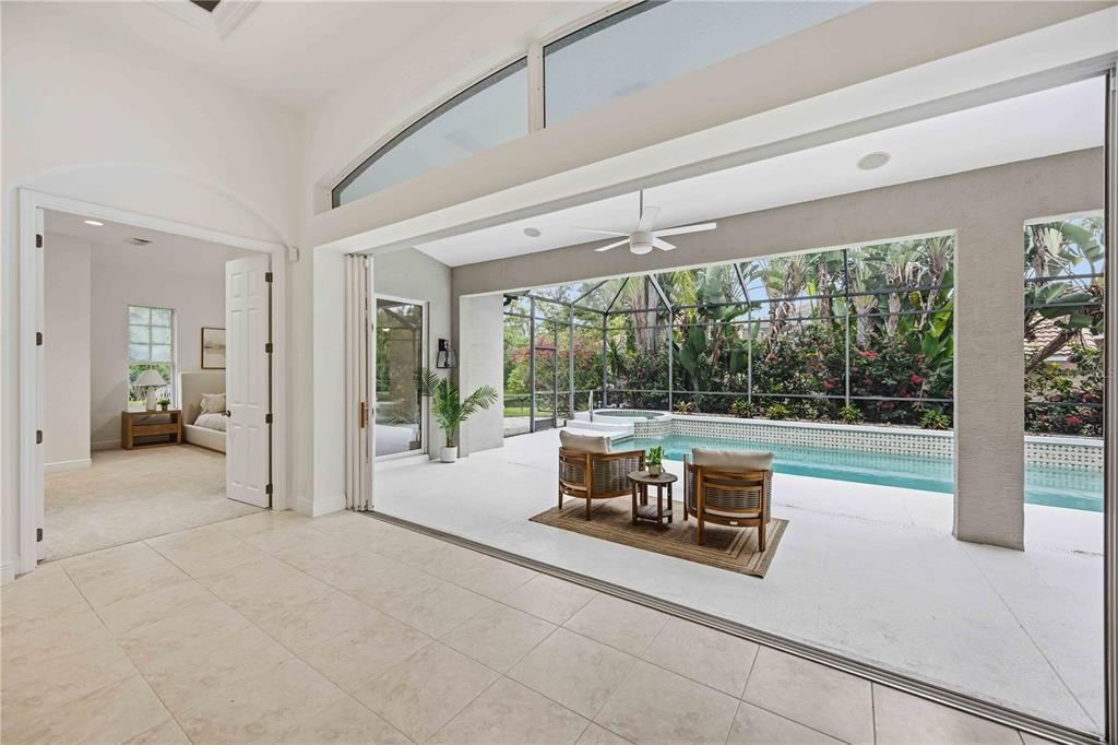 En Venta: $739,900 (3 camas, 3 baños, 2622 Pies cuadrados)